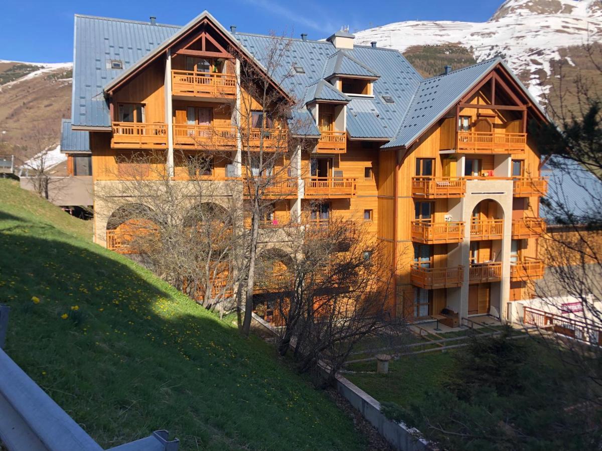 L'Etoile Des Ours Aparthotel Лес дьо Алпс Екстериор снимка